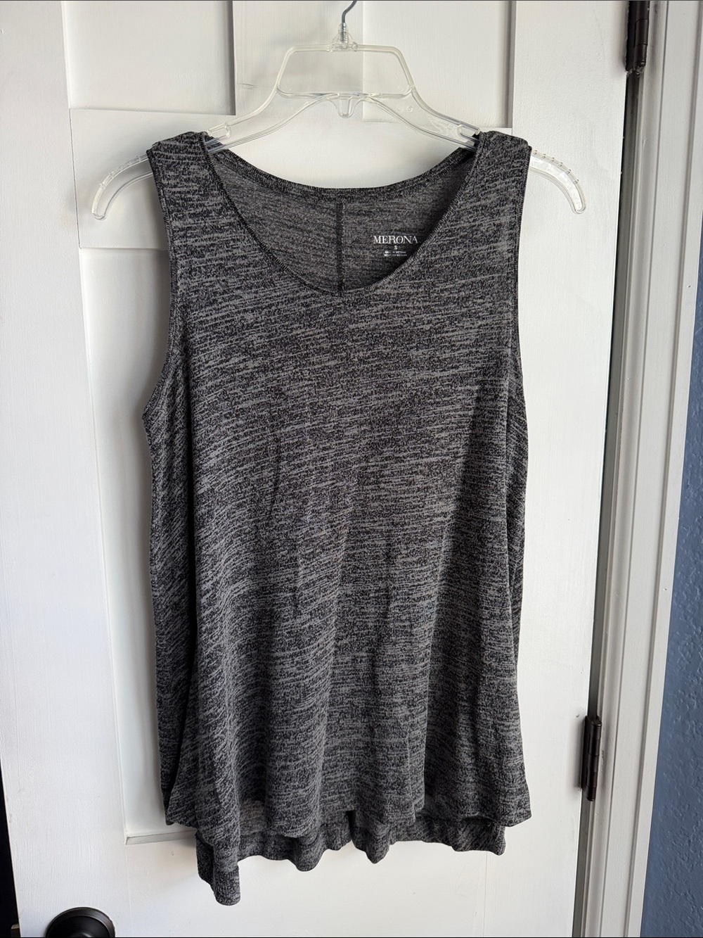 Merona Dark Heather Gray Sleeveless Scoop Neck Tank
